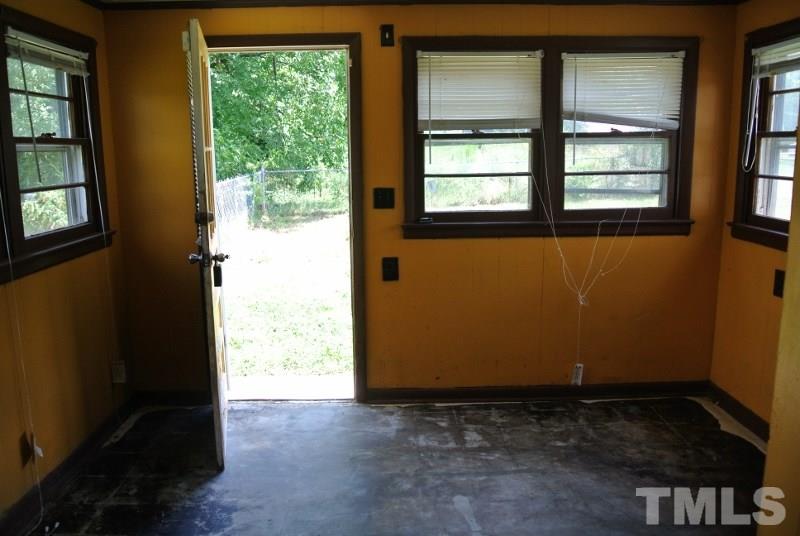 308 Junction Road Durham, NC 27703 - Photo 7 of 10