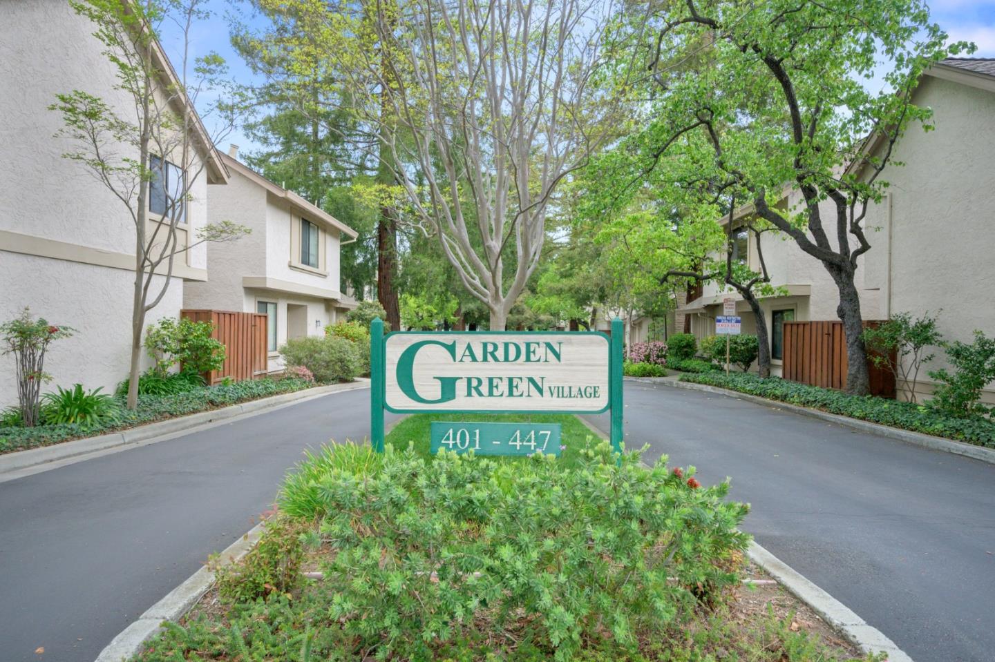 446 Hogarth Terrace Sunnyvale, CA 94087 - Photo 2 of 36 a sign that is on the side of a road