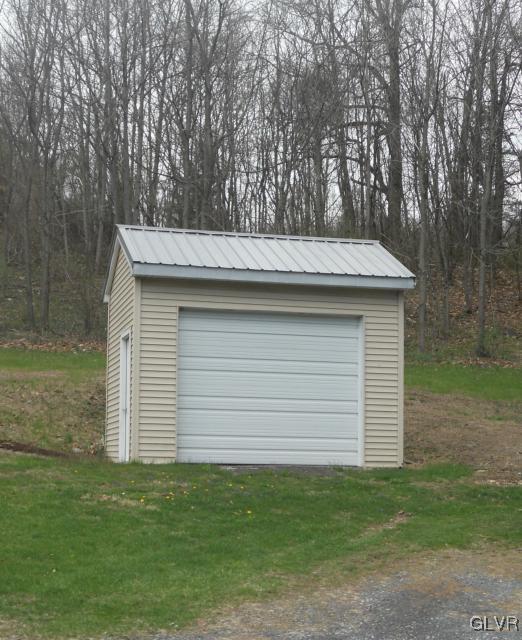 86 Creek Road Bangor, PA 18013 - Photo 27 of 28 Gallery Image 27