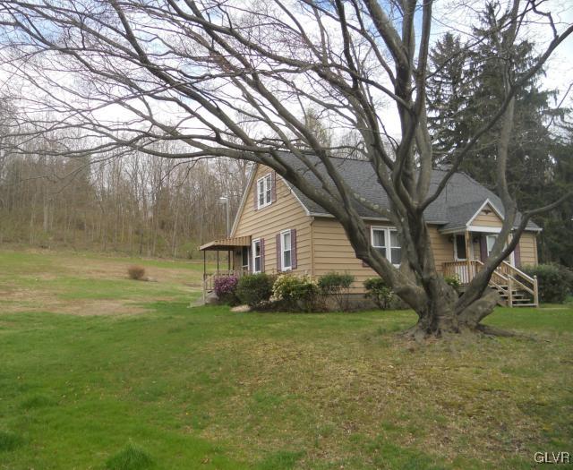 86 Creek Road Bangor, PA 18013 - Photo 3 of 28 Gallery Image 3