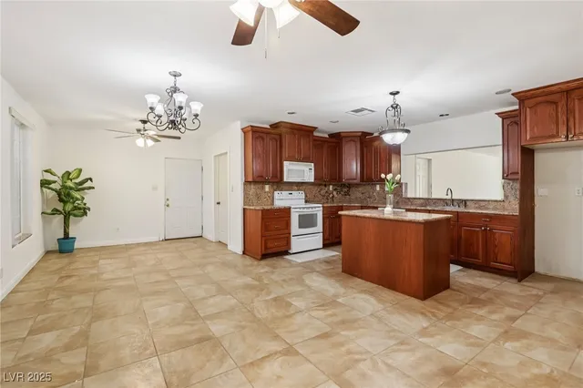 $400,000 | 780 Lawson Drive, Moapa, NV 89025