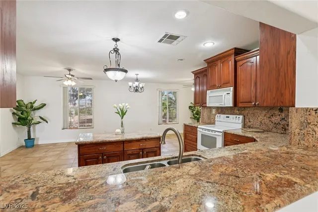 $400,000 | 780 Lawson Drive, Moapa, NV 89025