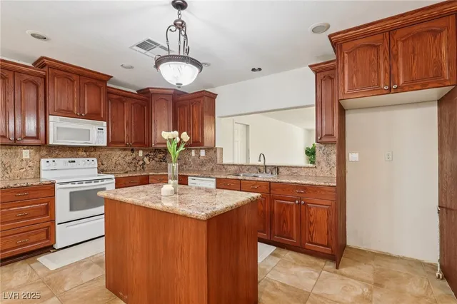 $400,000 | 780 Lawson Drive, Moapa, NV 89025