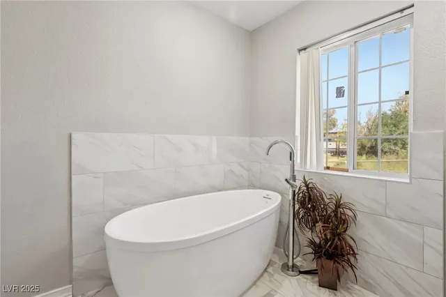 $400,000 | 780 Lawson Drive, Moapa, NV 89025