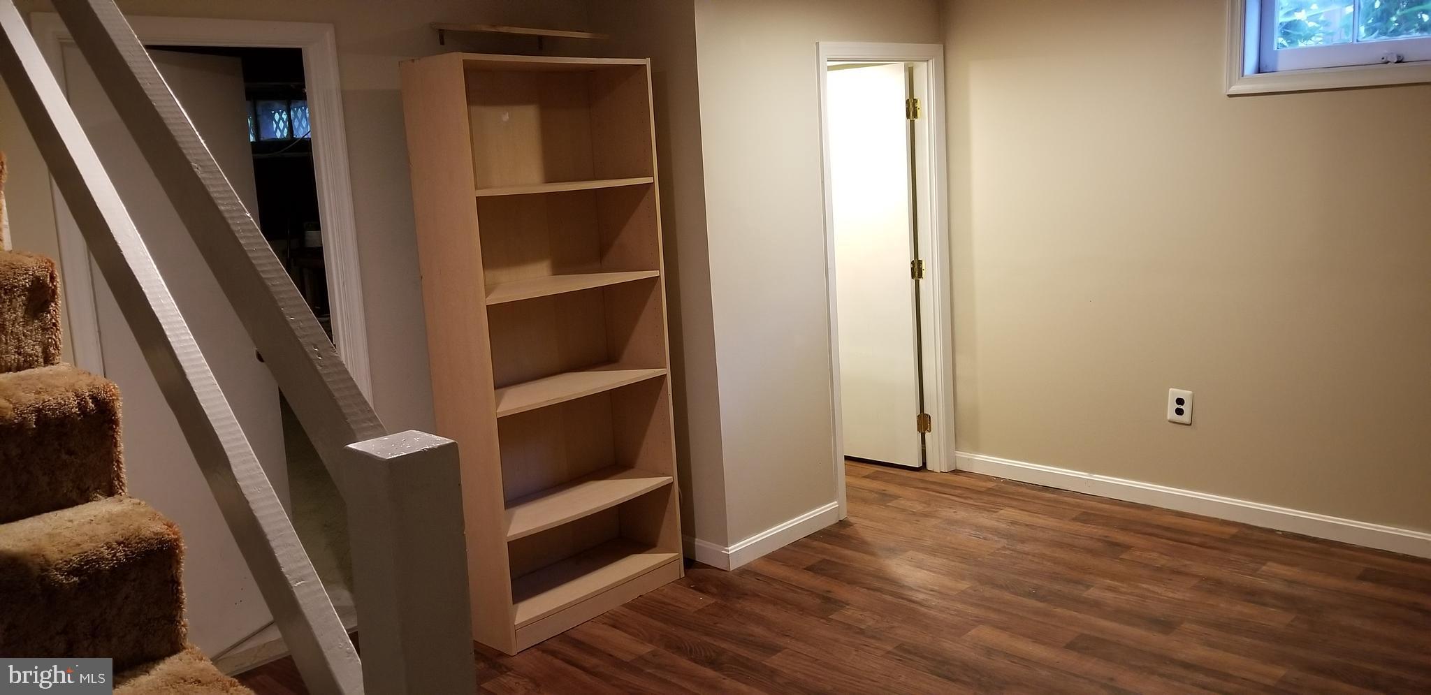 8358 Edgedale Road Baltimore, MD 21234 - Photo 14 of 31