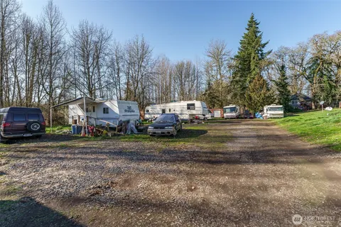 $2,200,000 | 21021 Old Highway 9 Southwest, Centralia, WA 98531