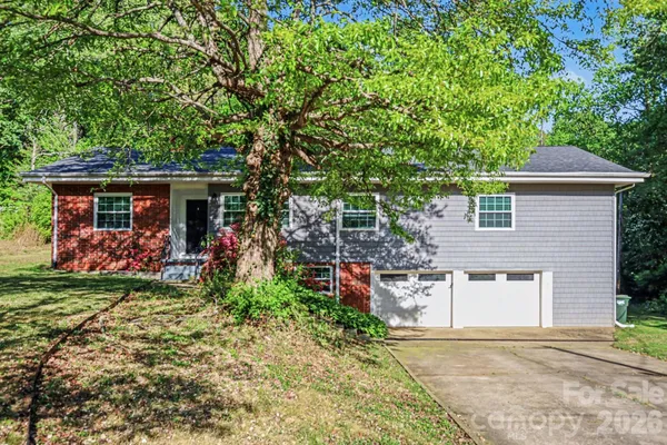 $309,900 | 2330 18th Street Northeast, Hickory, NC 28601