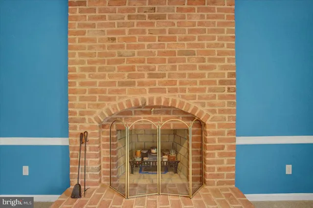 a view of a livingroom with furniture and window