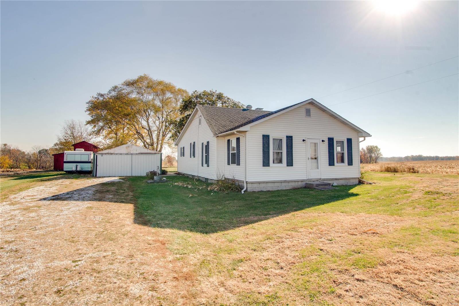 27514 Range Line Road Jerseyville, IL 62052 - Photo 1 of 39