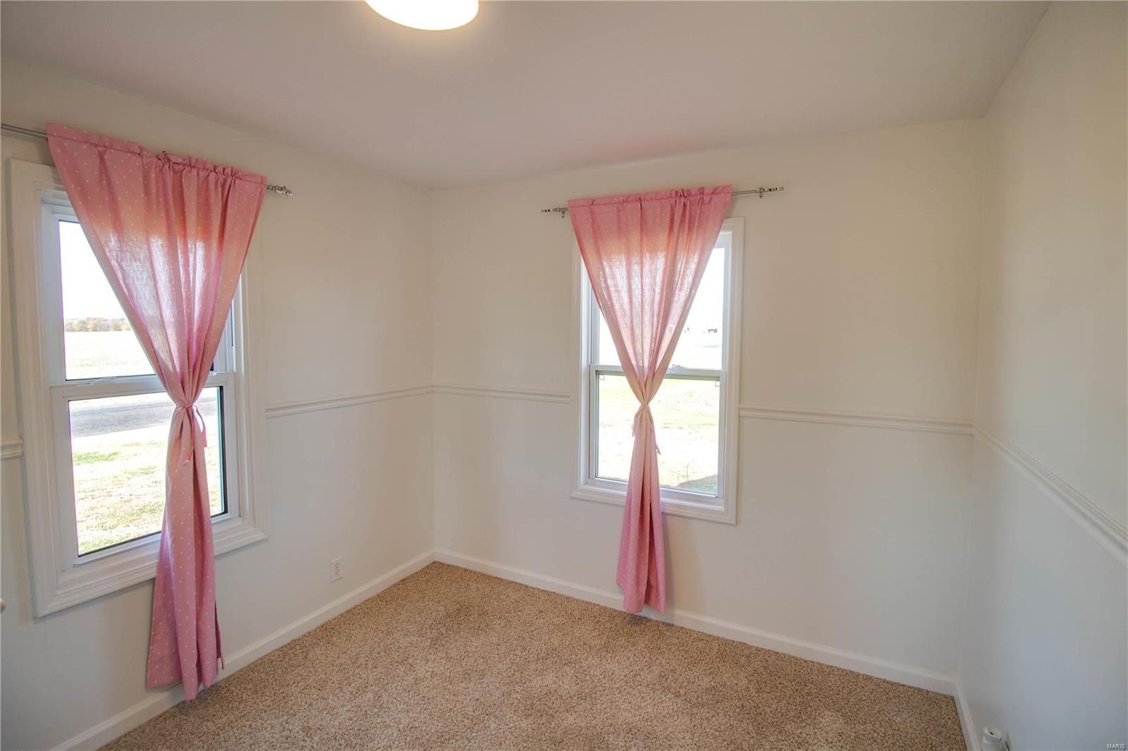 27514 Range Line Road Jerseyville, IL 62052 - Photo 25 of 39