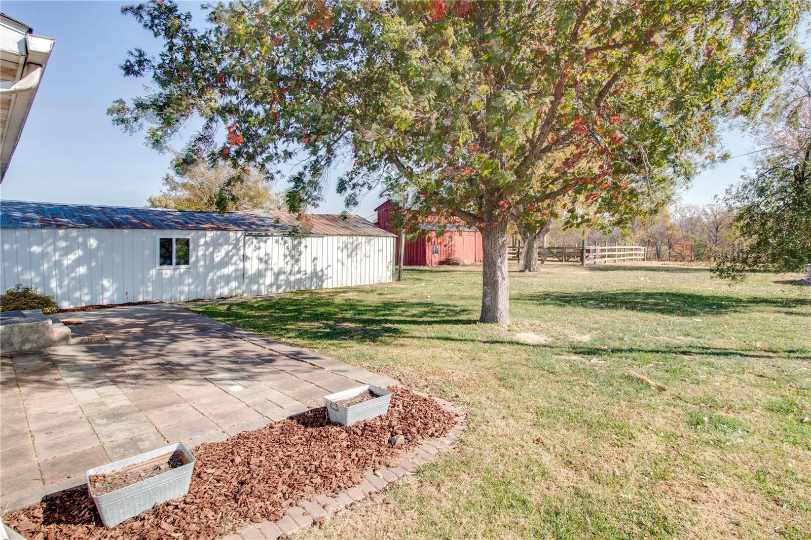 27514 Range Line Road Jerseyville, IL 62052 - Photo 27 of 39