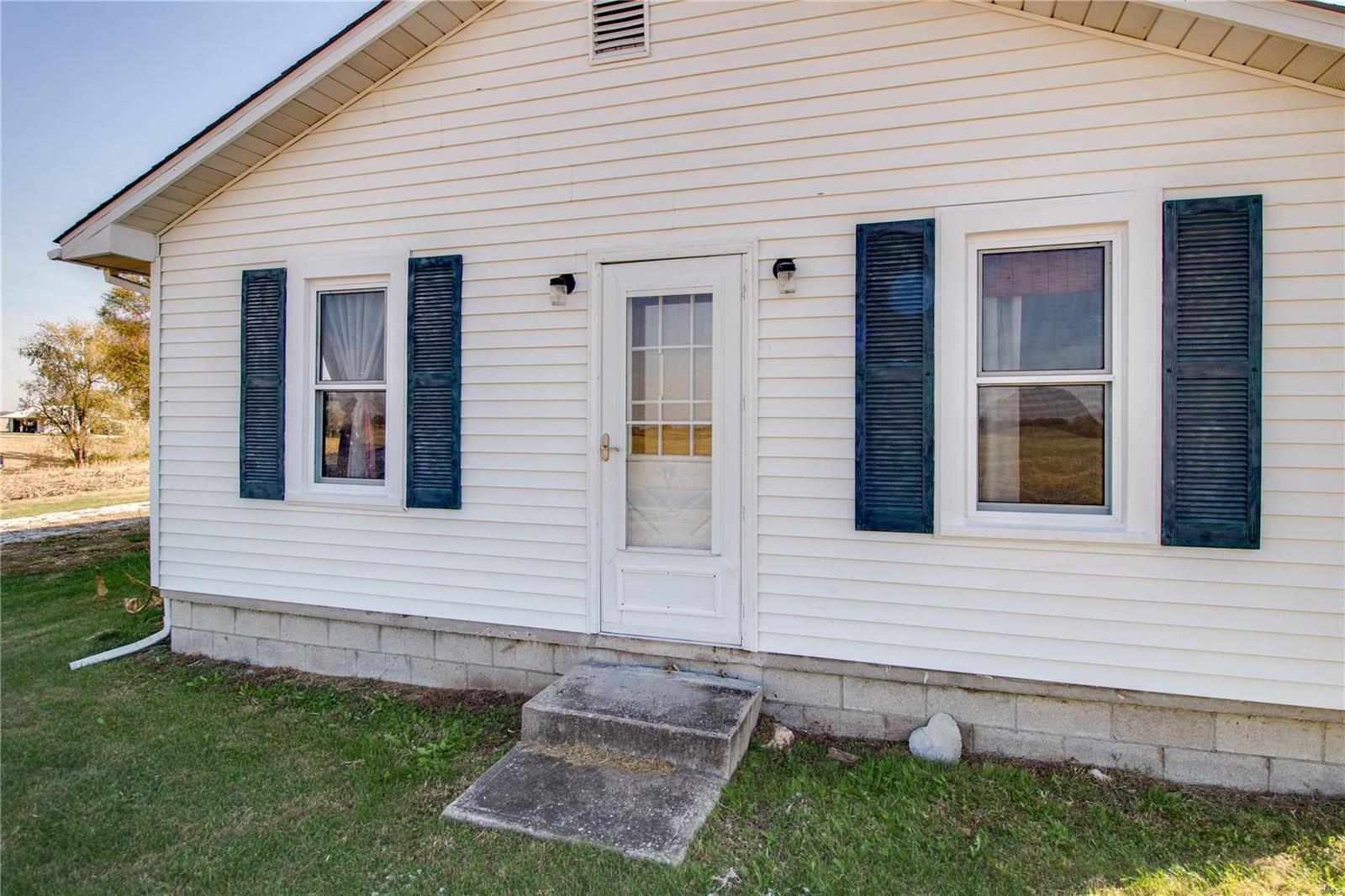 27514 Range Line Road Jerseyville, IL 62052 - Photo 4 of 39
