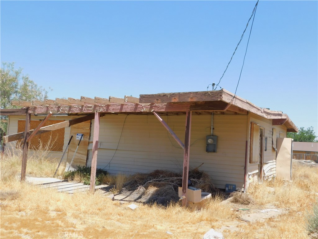 25372 Jade Road Barstow, CA 92311 - Photo 2 of 28