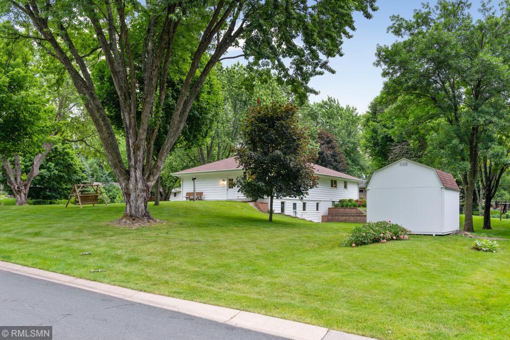 2645 Morningside Road Medina, MN 55356 - Photo 3 of 16 Gallery Image 3