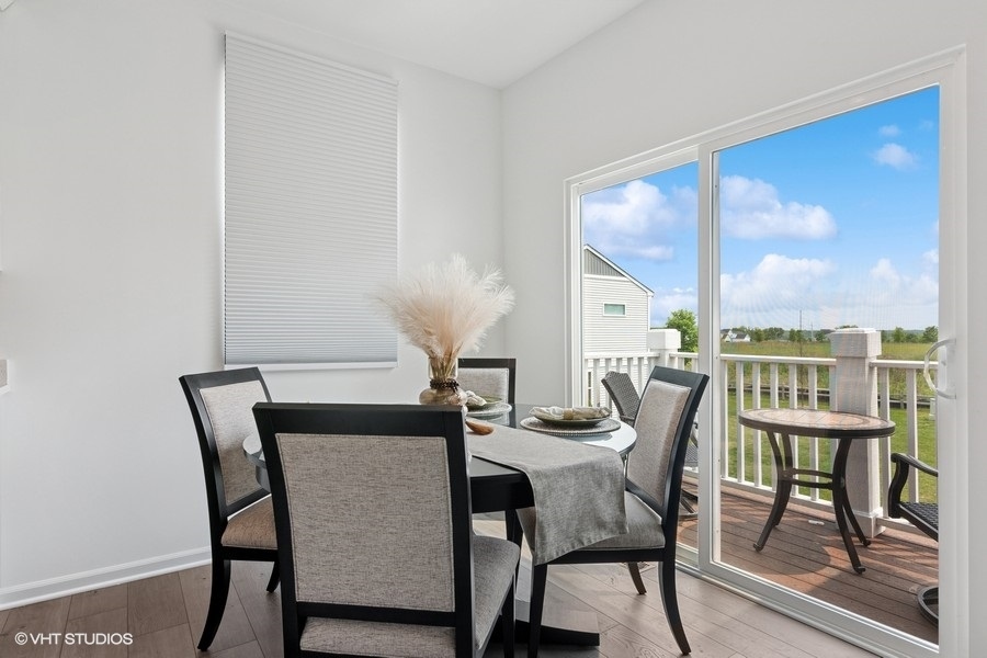 540 Comstock Road South Elgin, IL 60177 - Photo 7 of 23