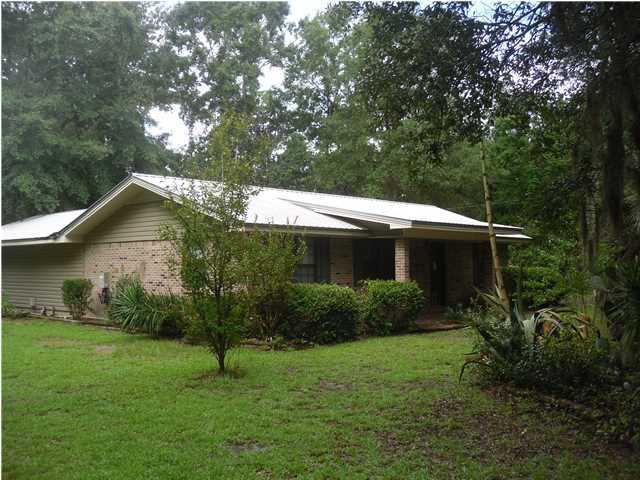 433 Piney Point Road Freeport, FL 32439 - Photo 3 of 10 Gallery Image 3