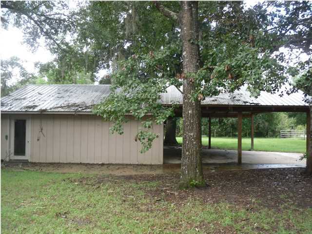 433 Piney Point Road Freeport, FL 32439 - Photo 9 of 10 Gallery Image 9