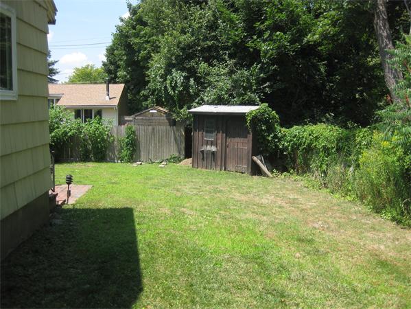 12 Laurine Road Danvers, MA 01923 - Photo 10 of 21 Gallery Image 10