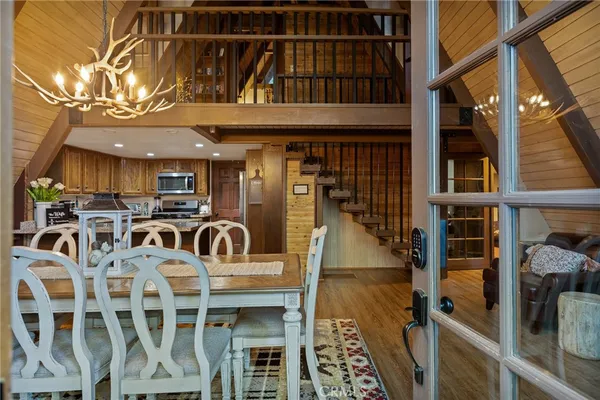 $599,000 | 31353 Lightfoot Way, Running Springs, CA 92382