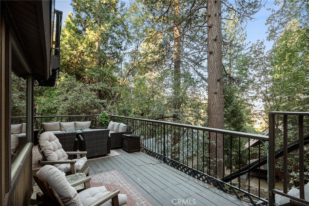 31353 Lightfoot Way Running Springs, CA 92382 - Photo 36 of 42 a view of balcony with couch
