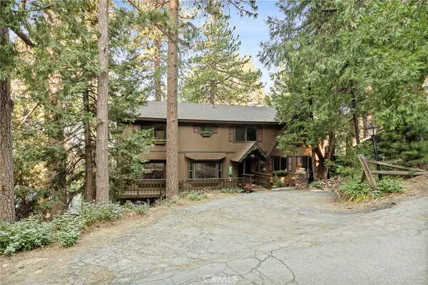 $599,000 | 31353 Lightfoot Way, Running Springs, CA 92382