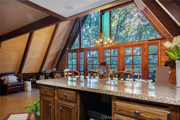 $599,000 | 31353 Lightfoot Way, Running Springs, CA 92382