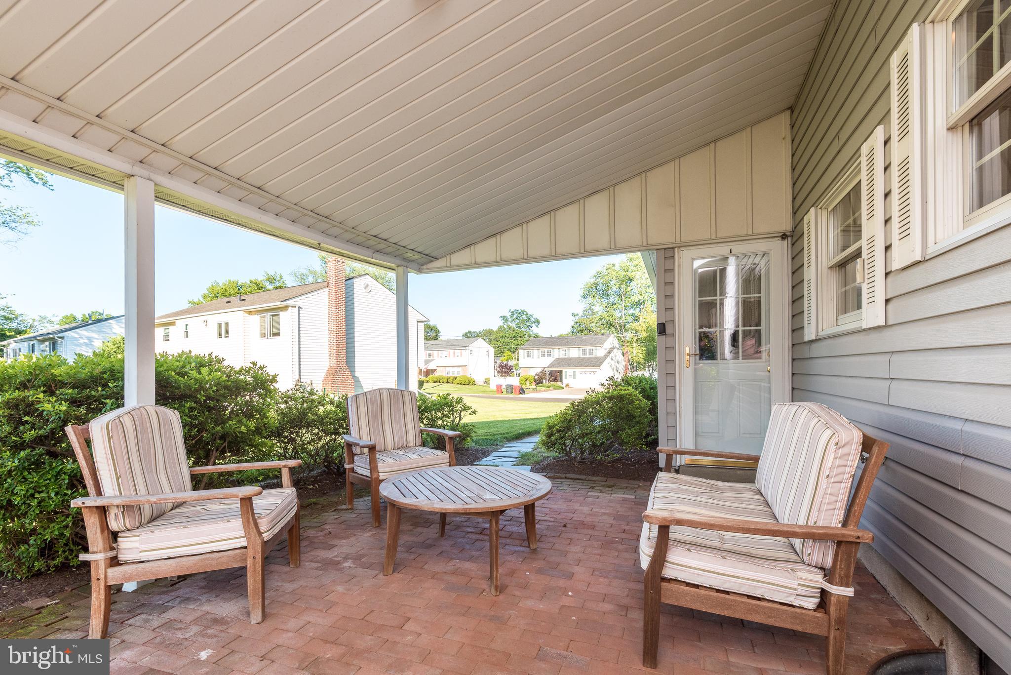 515 Overlook Drive Warminster, PA 18974 - Photo 10 of 54 Relax, BBQ & Enjoy!