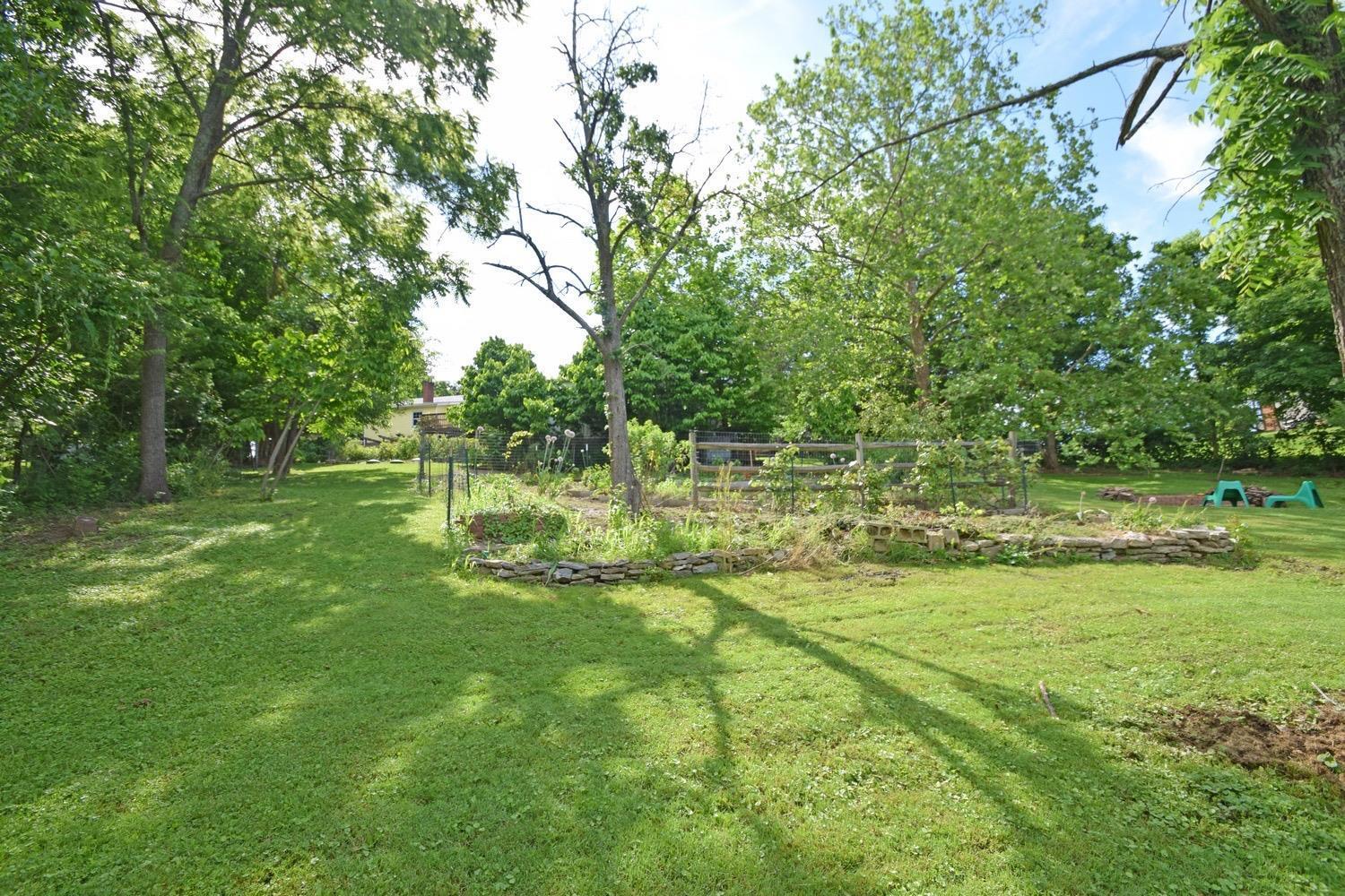 7817 Daleview Road Cincinnati, OH 45247 - Photo 31 of 40