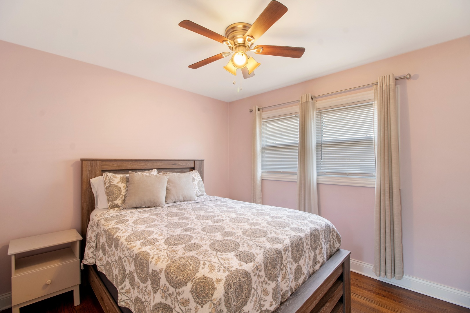5702 South Austin Avenue Chicago, IL 60638 - Photo 4 of 16