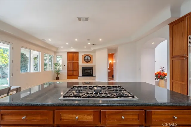 $10,000 | 1300 Elm Avenue, Manhattan Beach, CA 90266