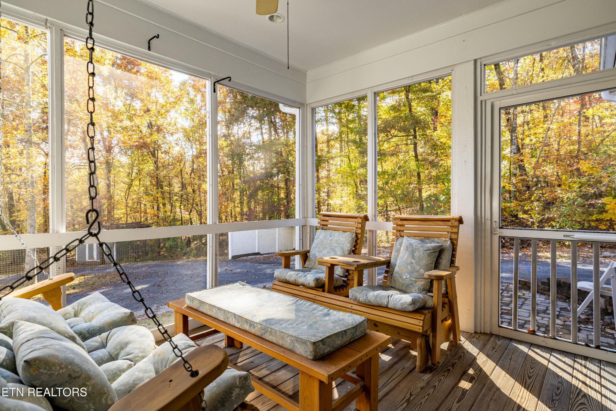 216 Peninsula Road Harriman, TN 37748 - Photo 32 of 46 Gallery Image 32