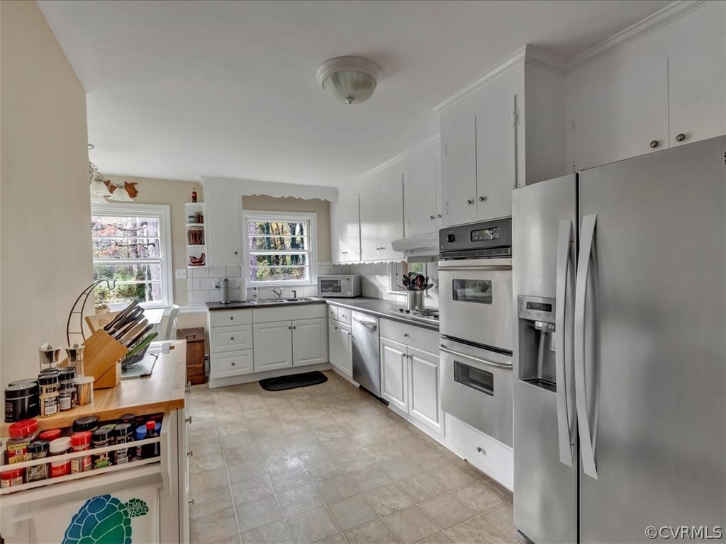 4232 Randolph Road Chesterfield, VA 23236 - Photo 14 of 31 Kitchen with double wall oven