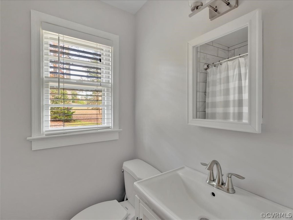 4232 Randolph Road Chesterfield, VA 23236 - Photo 16 of 31 Hall Bathroom, remodel, tile tub/shower combo and