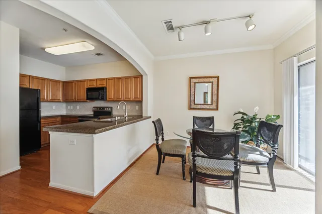 $315,000 | 12707 Boheme Drive, Unit 1304, Houston, TX 77024