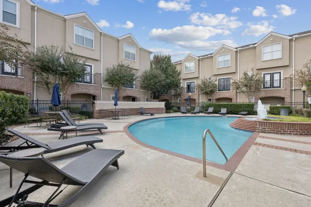 $315,000 | 12707 Boheme Drive, Unit 1304, Houston, TX 77024