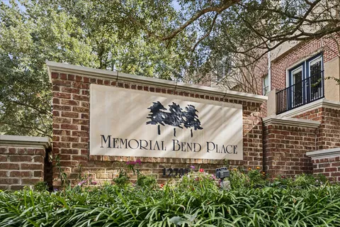 $315,000 | 12707 Boheme Drive, Unit 1304, Houston, TX 77024