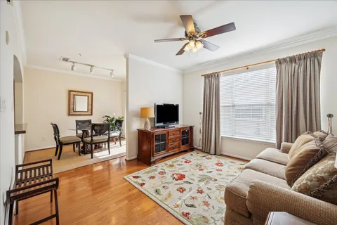 $315,000 | 12707 Boheme Drive, Unit 1304, Houston, TX 77024