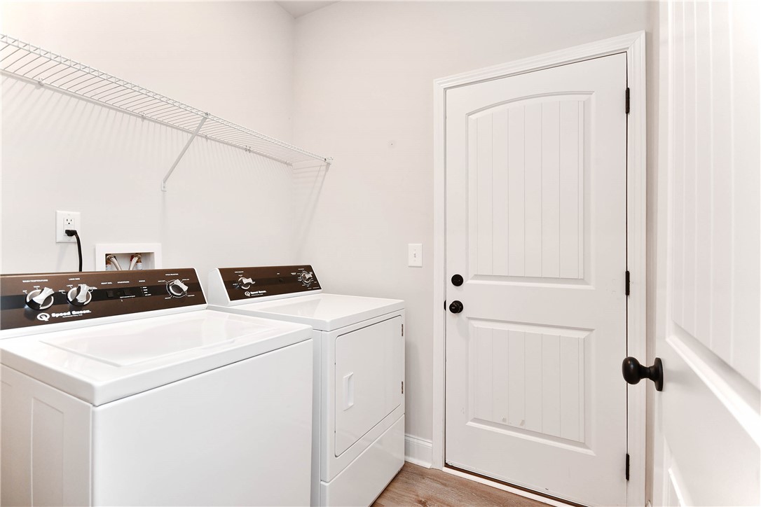3131 Lullwater Drive Anderson, SC 29624 - Photo 14 of 31 This dedicated space offers seamless laundry capabilities.