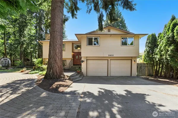 $900,000 | 2622 169th Street Southeast, Bothell, WA 98012