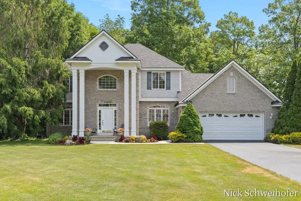 $780,000 | 11220 Oakgrove Road, Grand Haven, MI 49417
