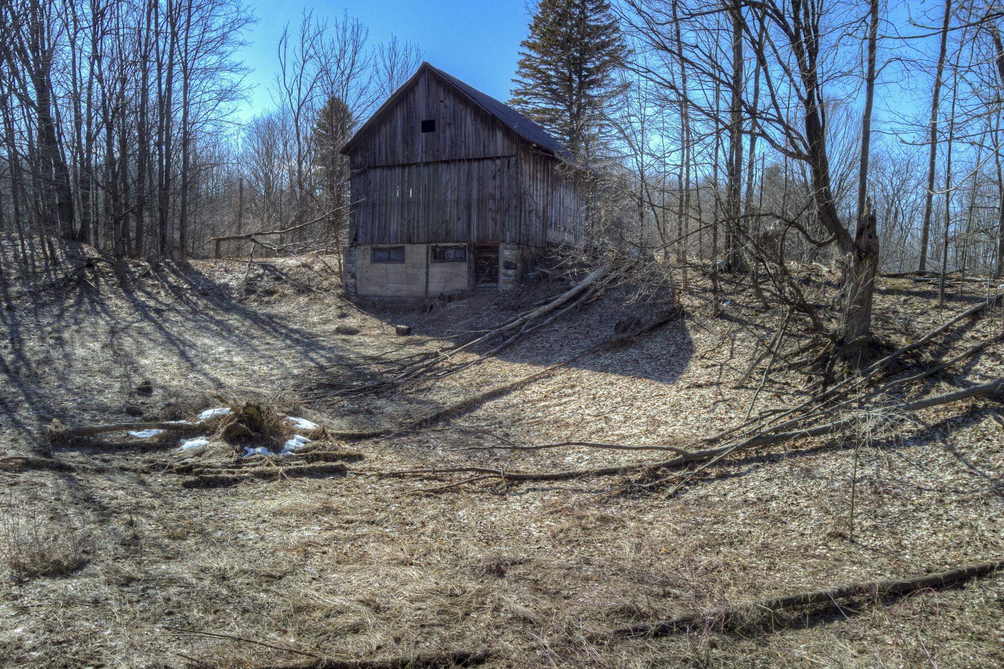 East Smedley Road Traverse City, MI 49684 - Photo 2 of 24 Gallery Image 2