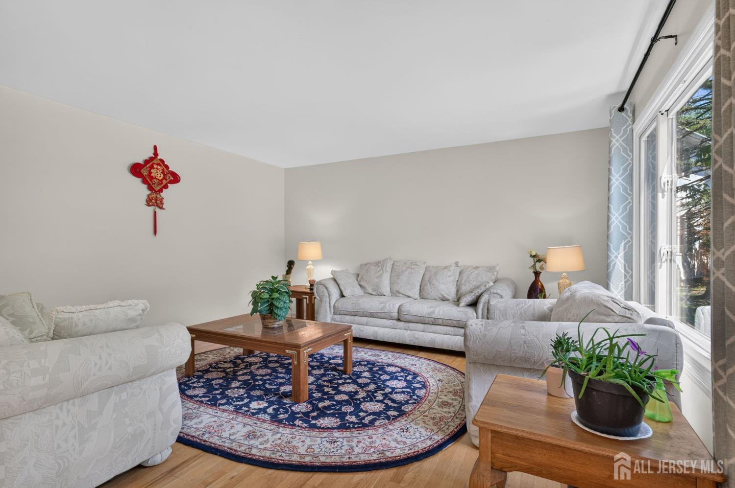 14 Gallo Way Edison, NJ 08820 - Photo 4 of 38