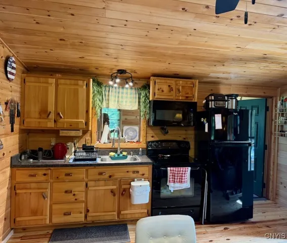 $379,900 | 3114 Potter Road, Osceola, NY 13437