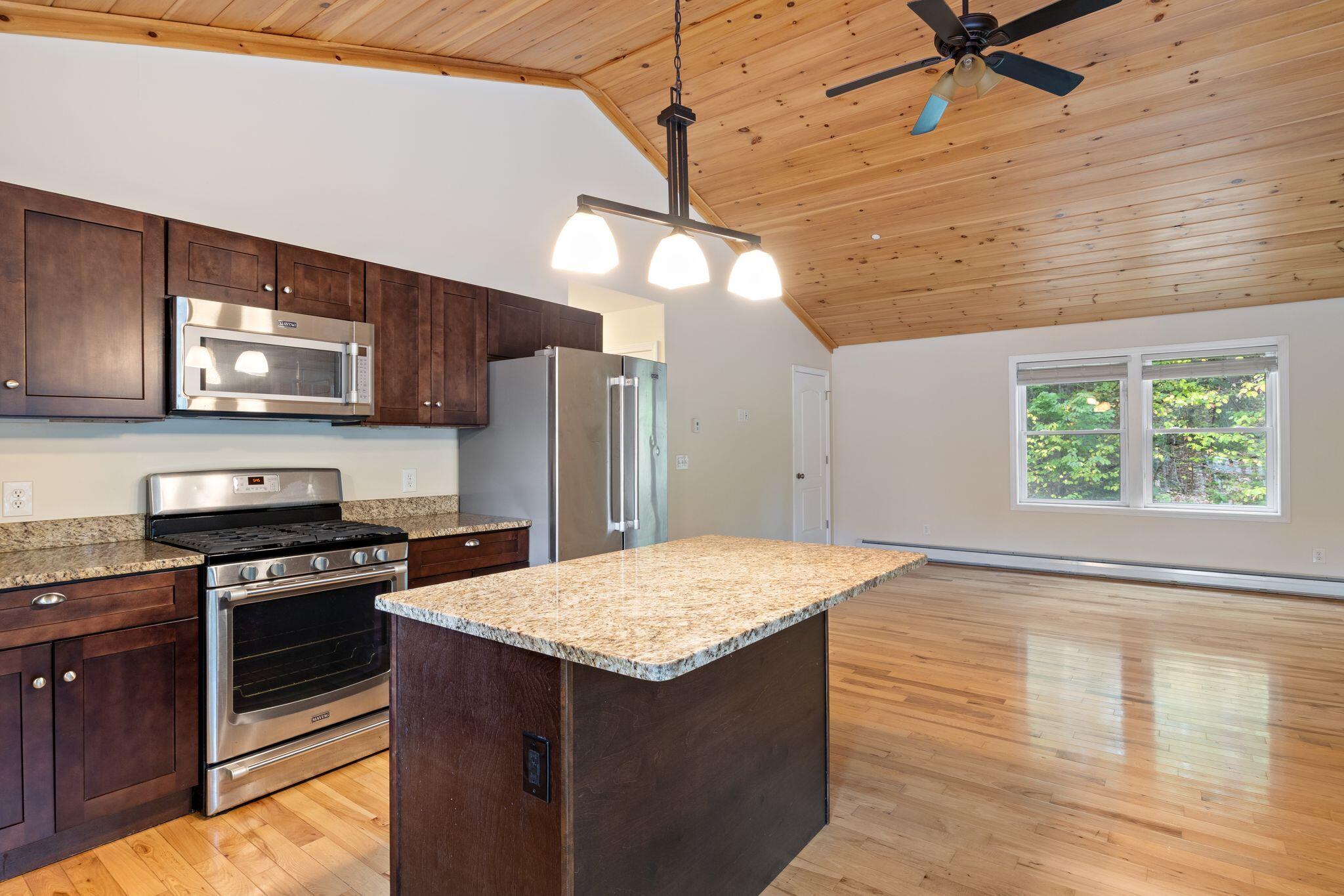 20 Fox Run Road Gray, ME 04039 - Photo 10 of 44 20_Fox_Run_Rd_039