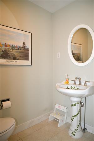 40 Allen Road Swampscott, MA 01907 - Photo 19 of 29 Gallery Image 19