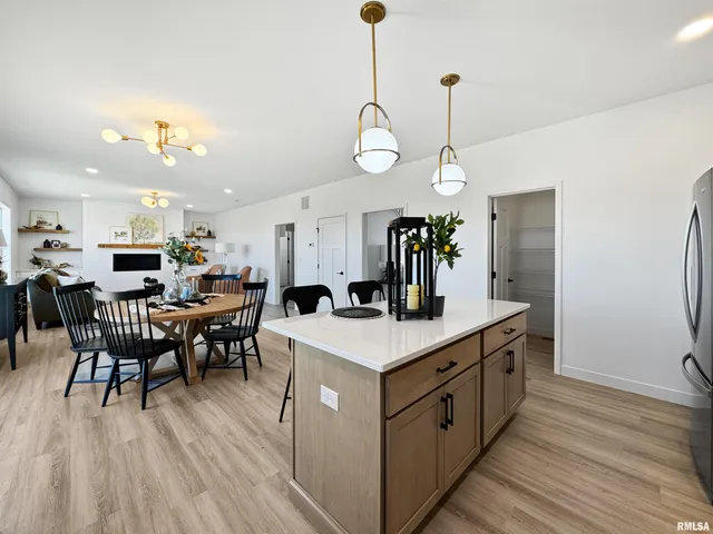 $524,900 | 1621 Rustic Oak Drive, Washington, IL 61571