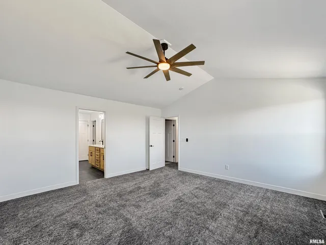 $524,900 | 1621 Rustic Oak Drive, Washington, IL 61571