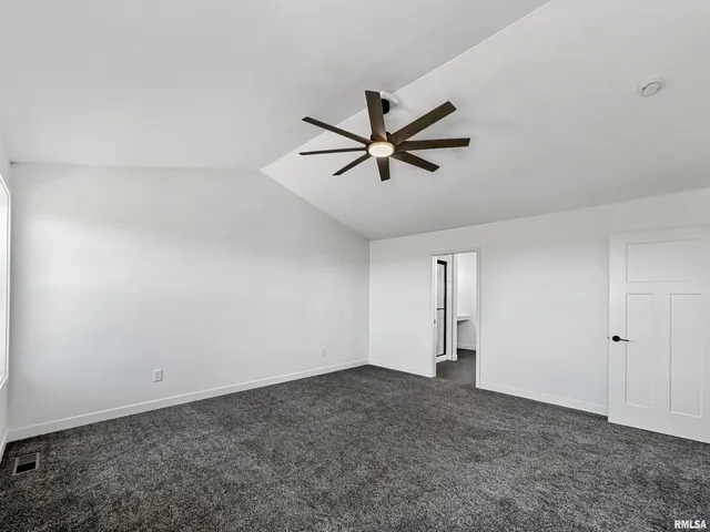 $524,900 | 1621 Rustic Oak Drive, Washington, IL 61571