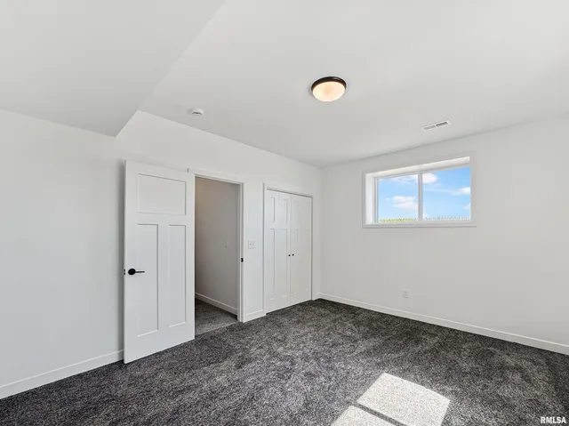 $524,900 | 1621 Rustic Oak Drive, Washington, IL 61571