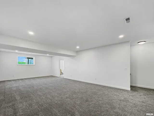 $524,900 | 1621 Rustic Oak Drive, Washington, IL 61571